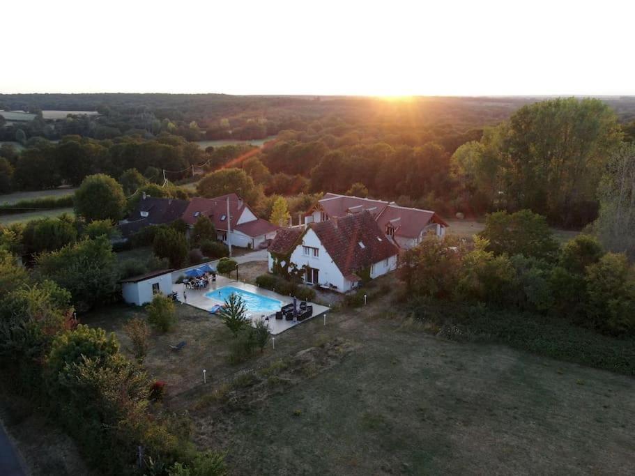 Hameau Entier: Piscine Et Discotheque Privatives ! Villa Lys-Saint-Georges Exterior photo